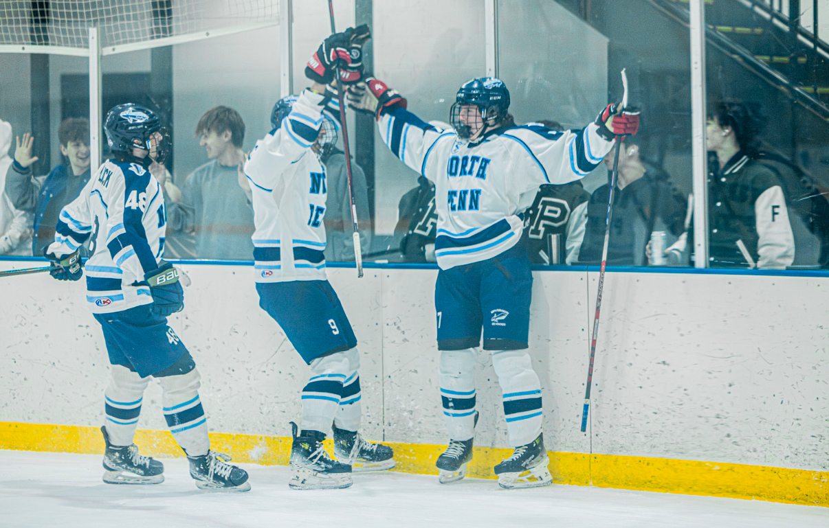 North Penn celebrates after reclaiming the lead in the 2nd period
